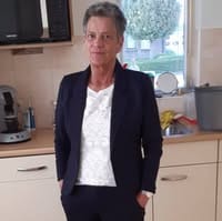 Người dùng Quỳnh Như